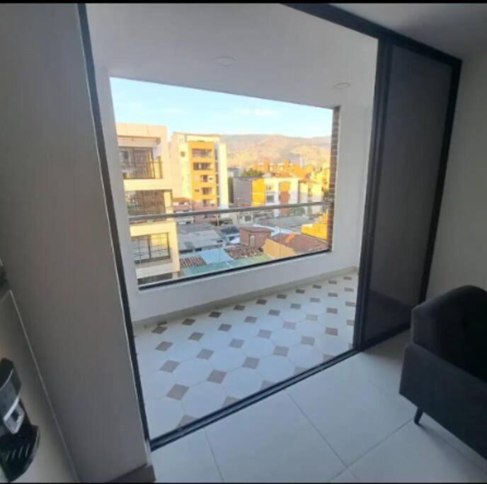 Luareles-san Joaquin-balcon Apartment Medellin
