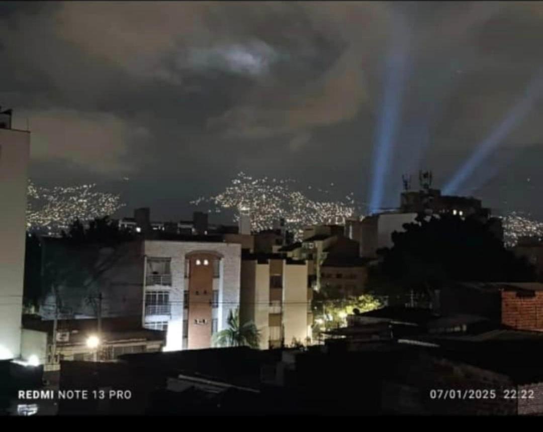 Luareles-san Joaquin-balcon * Medellin