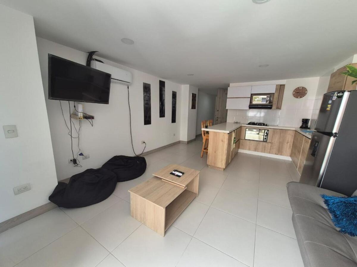 Apartment Luareles-san Joaquin-balcon Medellin